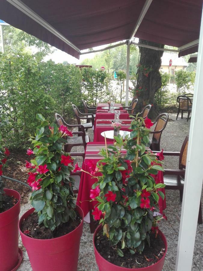 Auberge De La Terrasse Villersexel Kültér fotó